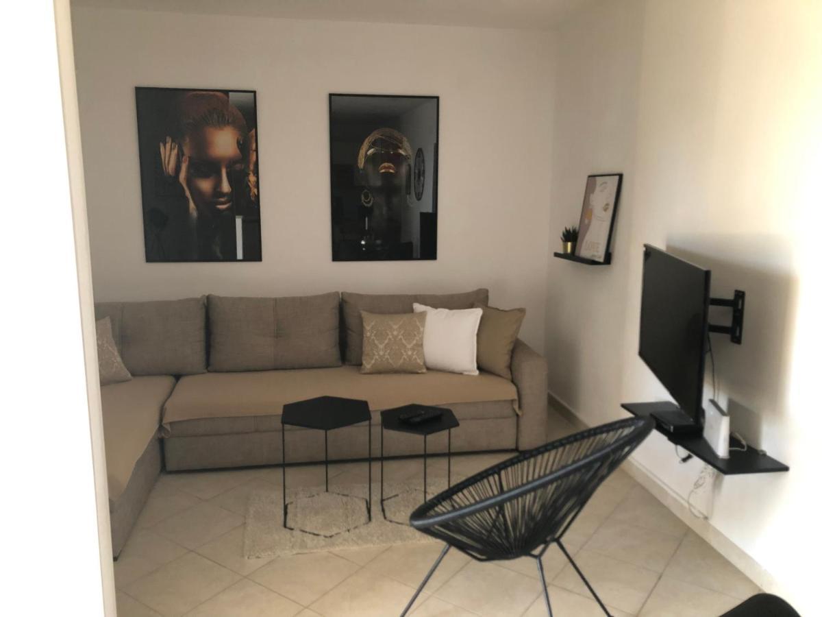 Holiday Home - Apartment Carmen Sevid Exterior foto