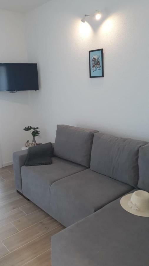 Holiday Home - Apartment Carmen Sevid Exterior foto